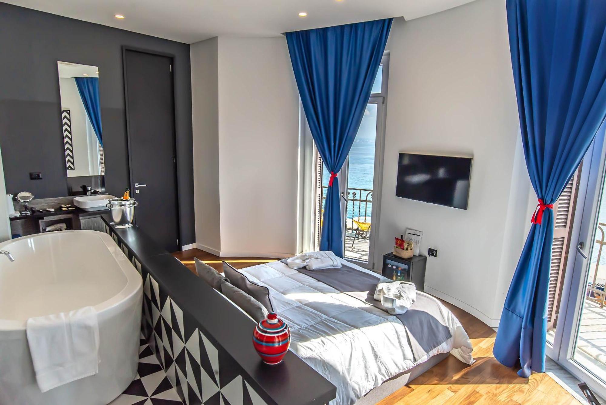 Gram Suites Napoli Eksteriør billede